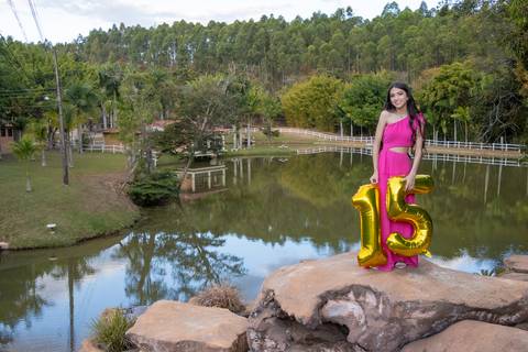 Ensaio-Fotográfico-de-15-anos-Campo-Belo-   '