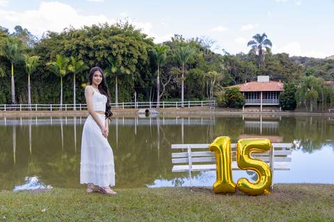 Ensaio-Fotográfico-de-15-anos-Campo-Belo-   '