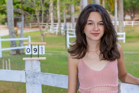 Ensaio-Fotográfico-de-15-anos-Campo-Belo-    '