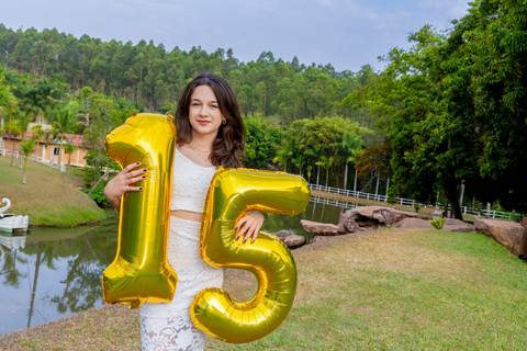 Ensaio-Fotográfico-de-15-anos-Campo-Belo-    '