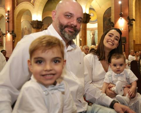 FotoBatizadoMatrizSaoCaetano, IgrejaSagradaFamiliaScs,Batizado, FotografoBatizadoSãoCaetano, FotografiaDeBatizadoAbc, CelsoVickBatizadoCatolico, RoupaBatizado, VelaBatizado,ToalhaBatizado'