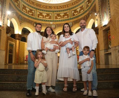 vick FotoBatizadoMatrizSaoCaetano, IgrejaSagradaFamiliaScs,Batizado, FotografoBatizadoSãoCaetano, FotografiaDeBatizadoAbc, CelsoVickBatizadoCatolico, RoupaBatizado, VelaBatizado,ToalhaBatizado'