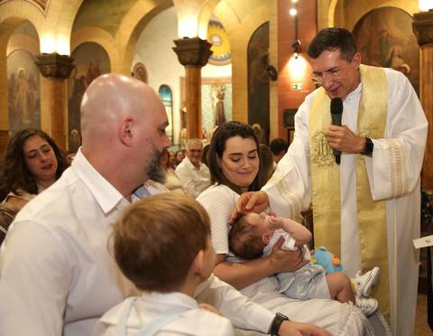 Celso Vick FotoBatizadoMatrizSaoCaetano, IgrejaSagradaFamiliaScs,Batizado, FotografoBatizadoSãoCaetano, FotografiaDeBatizadoAbc, CelsoVickBatizadoCatolico, RoupaBatizado, VelaBatizado,ToalhaBatizado'