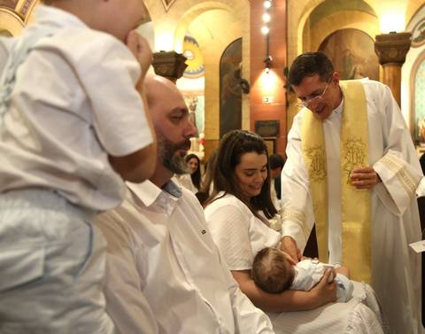 FotoBatizadoMatrizSaoCaetano, IgrejaSagradaFamiliaScs,Batizado, FotografoBatizadoSãoCaetano, FotografiaDeBatizadoAbc, CelsoVickBatizadoCatolico, RoupaBatizado, VelaBatizado,ToalhaBatizado'