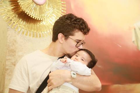 Fotografia de Batizado, Igreja Santuário Mãe de Deus, Padre Magal, Fotógrafo especialista de batizado, água do batismo, vela do batismo'