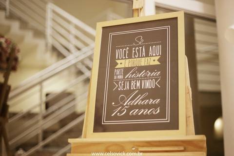 Aniversário debutante Adhara realizado no Buffet Surreal, fotos Celso Vick'