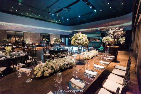 fotos mesas Aniversário de 15 anos Debutante Júlia Gomes | Buffet Villa São Paulo Bisutti Gomes de Carvalho | Fotos Vinícius Nakashima | Estúdio Celso Vick | Fotografia espontânea
'