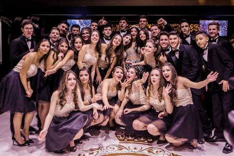 São Paulo fotos amigas da Aniversário de 15 anos Debutante Júlia Gomes | Buffet Villa Bisutti Gomes de Carvalho | Fotos Vinícius Nakashima | Estúdio Celso Vick | Fotografia espontânea
'