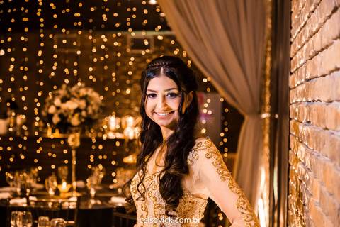 fotos São Paulo Aniversário de 15 anos Debutante Júlia Gomes | Buffet Villa Bisutti Gomes de Carvalho | Fotos Vinícius Nakashima | Estúdio Celso Vick | Fotografia espontânea
'