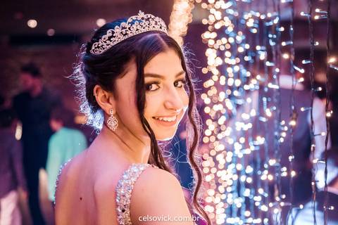 Aniversário de 15 anos Debutante Júlia Gomes | São Paulo Buffet Villa Bisutti Gomes de Carvalho | Fotos Vinícius Nakashima | Estúdio Celso Vick | Fotografia espontânea
'