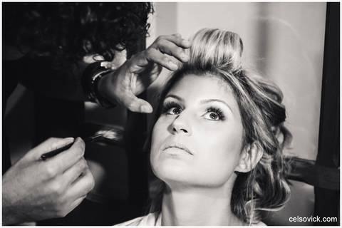 Fotos de Casamento ao ar livre da Amanda e Rodrigo | realizado no Espaço Viela da Praia em São Sebastião SP | Assessoria da Tarsila Palma | Fotos Celso Vick e Vinícius Nakashima | Estúdio Celso Vick Fotografia Espontânea | A Vida é feita de histórias.'