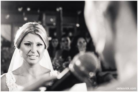 Festa de Casamento ao ar livre da Amanda e Rodrigo | realizado no Espaço Viela da Praia em São Sebastião SP | Assessoria da Tarsila Palma | Fotos Celso Vick e Vinícius Nakashima | Estúdio Celso Vick Fotografia Espontânea | A Vida é feita de histórias.'