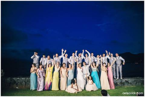 Festa de Casamento ao ar livre da Amanda e Rodrigo | realizado no Espaço Viela da Praia em São Sebastião SP | Assessoria da Tarsila Palma | Fotos Celso Vick e Vinícius Nakashima | Estúdio Celso Vick Fotografia Espontânea | A Vida é feita de histórias.'