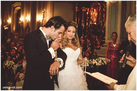 Fotos capela da PUC Casamento da Marcella e Felipe| Realizado na Igreja Imaculada Conceição Capela da Puc | Fotos Vinícius Nakashima | Estúdio Celso Vick | Fotografia espontânea
'