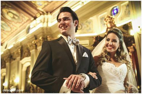 Fotos da capela da puc Casamento da Marcella e Felipe| Realizado na Igreja Imaculada Conceição Capela da Puc | Fotos Vinícius Nakashima | Estúdio Celso Vick | Fotografia espontânea
'