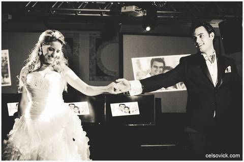 Casamento da Marcella e Felipe| Realizado na Igreja Imaculada Conceição Capela da Puc | Fotos Vinícius Nakashima | Estúdio Celso Vick | Fotografia espontânea
'