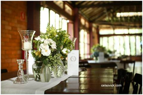 Fotografias de Casamento da Vanessa e Célio| Realizado no Espaço Vila Real - cidade de Embu das Artes | Fotos Vinícius Nakashima | Estúdio Celso Vick | Fotografia espontânea @celsovick'