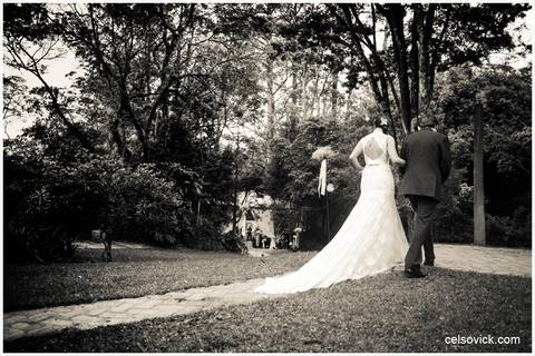 Casamento da Vanessa e Célio| Realizado no Espaço Vila Real - cidade de Embu das Artes | Fotos Vinícius Nakashima | Estúdio Celso Vick | Fotografia espontânea @celsovick'