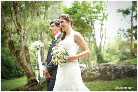 Casamento da Vanessa e Célio| Realizado no Espaço Vila Real - cidade de Embu das Artes | Fotos Vinícius Nakashima | Estúdio Celso Vick | Fotografia espontânea @celsovick'