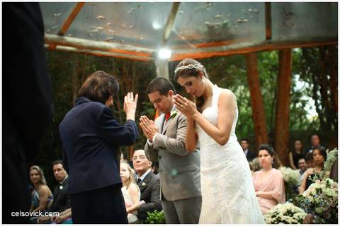 Casamento da Vanessa e Célio| Realizado no Espaço Vila Real - cidade de Embu das Artes | Fotos Vinícius Nakashima | Estúdio Celso Vick | Fotografia espontânea @celsovick'