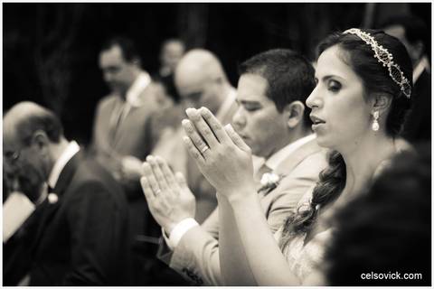 Casamento da Vanessa e Célio| Realizado no Espaço Vila Real - cidade de Embu das Artes | Fotos Vinícius Nakashima | Estúdio Celso Vick | Fotografia espontânea @celsovick'