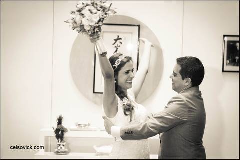 Casamento da Vanessa e Célio| Realizado no Espaço Vila Real - cidade de Embu das Artes | Fotos Vinícius Nakashima | Estúdio Celso Vick | Fotografia espontânea @celsovick'