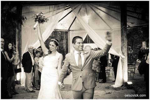 Fotografo de Casamento da Vanessa e Célio| Realizado no Espaço Vila Real - cidade de Embu das Artes | Fotos Vinícius Nakashima | Estúdio Celso Vick | Fotografia espontânea @celsovick'