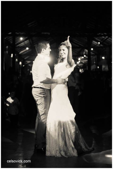 Casamento da Vanessa e Célio| Realizado no Espaço Vila Real - cidade de Embu das Artes | Fotos Vinícius Nakashima | Estúdio Celso Vick | Fotografia espontânea @celsovick'