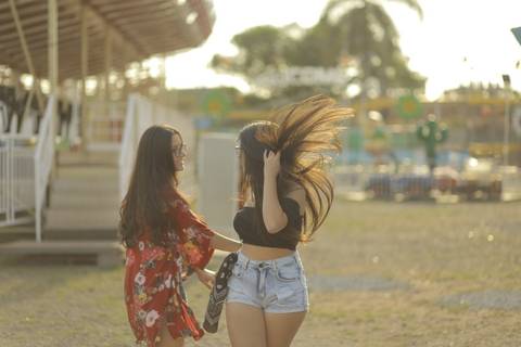 Fotos espontâneas Debitantes 15 anos no parque em São Caetano do Su'