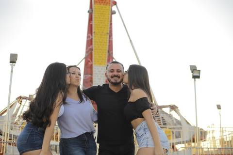 Fotos espontâneas Debitantes 15 anos no parque em São Caetano do Su'