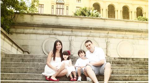 ensaio fotográfico externo com a família, parque da independência e museu do ipiranga'