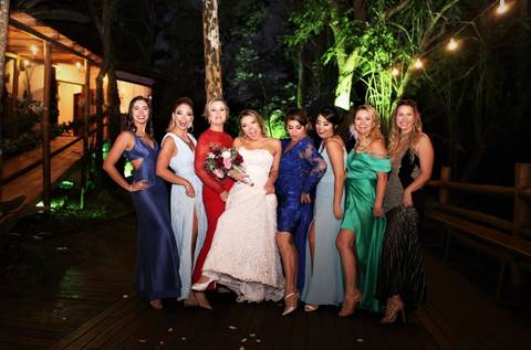 pais e padrinhos Fotos do Casal no Buffet Espaço Cantareira Mairiporâ São Paulo'