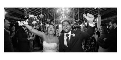 Saída dos noivos Foto Cerimônia de Casamento Buffet Espaço Cantareira - Mairiporâ São Paulo Celso Vick'