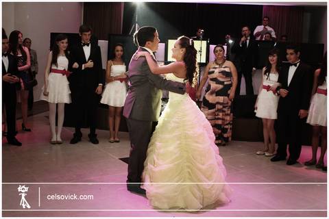 Debutante 15 anos no espaço Nobre Buffet fotos do Celso Vick'