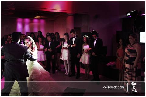 Debutante 15 anos no espaço Nobre Buffet fotos do Celso Vick'