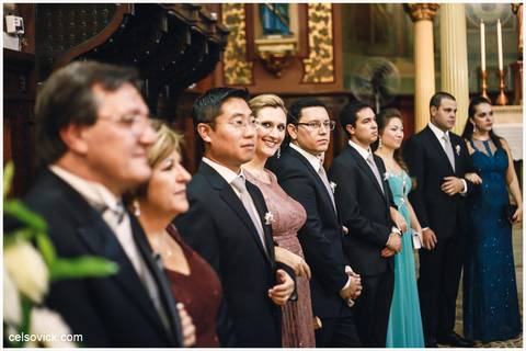 padrinhos no altar da Igreja de São José do Ipiranga fotografia de Casamento '