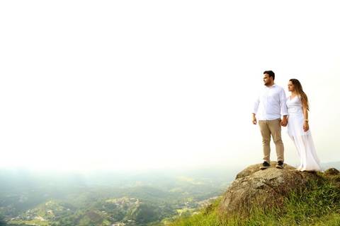 Foto Pre-Wedding, fotos antes do casamento no Pico do Olho Dagua em Mairiporã, São Paulo'