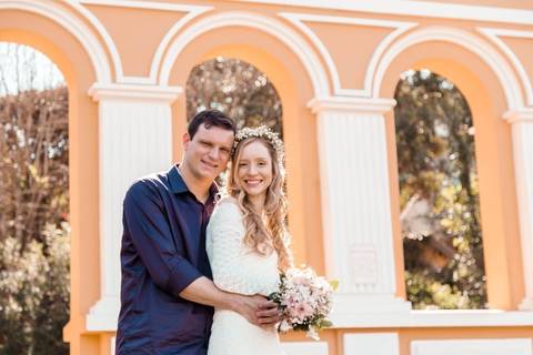Foto de capa do ensaio Pré Wedding da Luiza e Denis realizado no Jardim Botânico de Curitiba - Paraná'