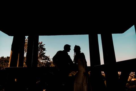 Foto de capa do ensaio Pré Wedding da Luiza e Denis realizado no Jardim Botânico de Curitiba - Paraná'