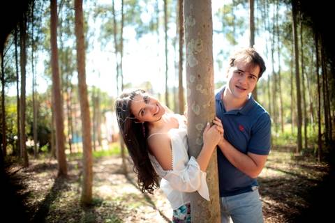 Vick de casal antes do casamento realizado na cidade de Holambra, São Paulo.'