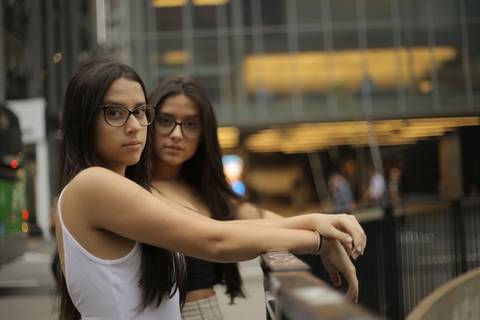 Fotos do ensaio de Debutantes-15 anos-XV anos realizado na Avenida Paulista- Fotógrafo Celso Vick-fotógrafo em São Paulo-Abc-Santo-André-São-Caetano-do-Sul'