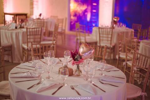 Foto de Debutante 15 anos Grande Ville Buffet Santo André  ABC'