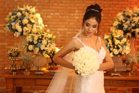 Foto-Noiva-mesa-bolo-Buffet-Grande Ville-Santo-Andre'