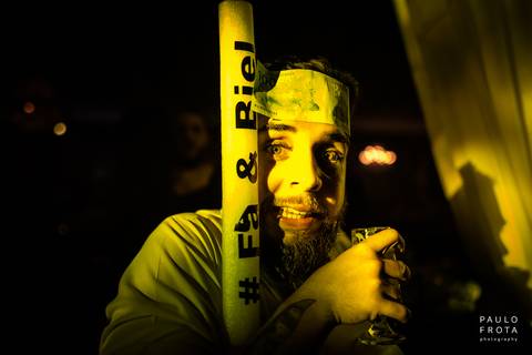 convidados curtem a festa'