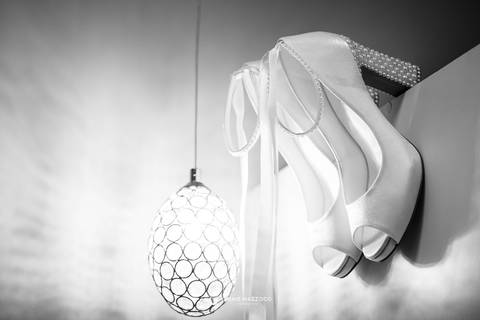 casamento - mini wedding - campinas - fotografia - thais mazzoco - bouquet garnin - sousas - noiva - making of - fotografo de casamento - aguinaldo - dia da noiva - casamento em restaurante - casamento civil - sapato da noiva'