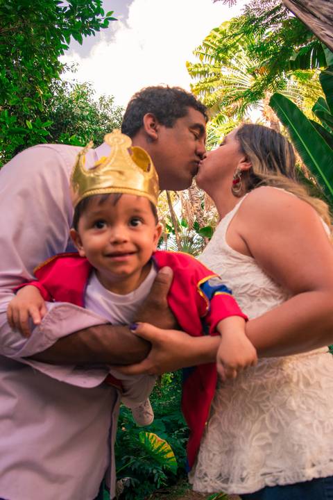 Ensaio Infantil O Pequeno Príncipe João - Henrique Drobnievski'