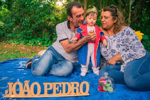 Ensaio Infantil O Pequeno Príncipe João - Henrique Drobnievski'