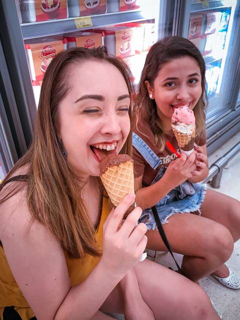 Ensaio de melhores amigas Malu e Pri - Henrique Drobnievski'