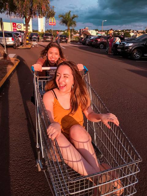 Ensaio de melhores amigas Malu e Pri - Henrique Drobnievski'