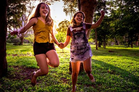 Ensaio de melhores amigas Malu e Pri - Henrique Drobnievski'